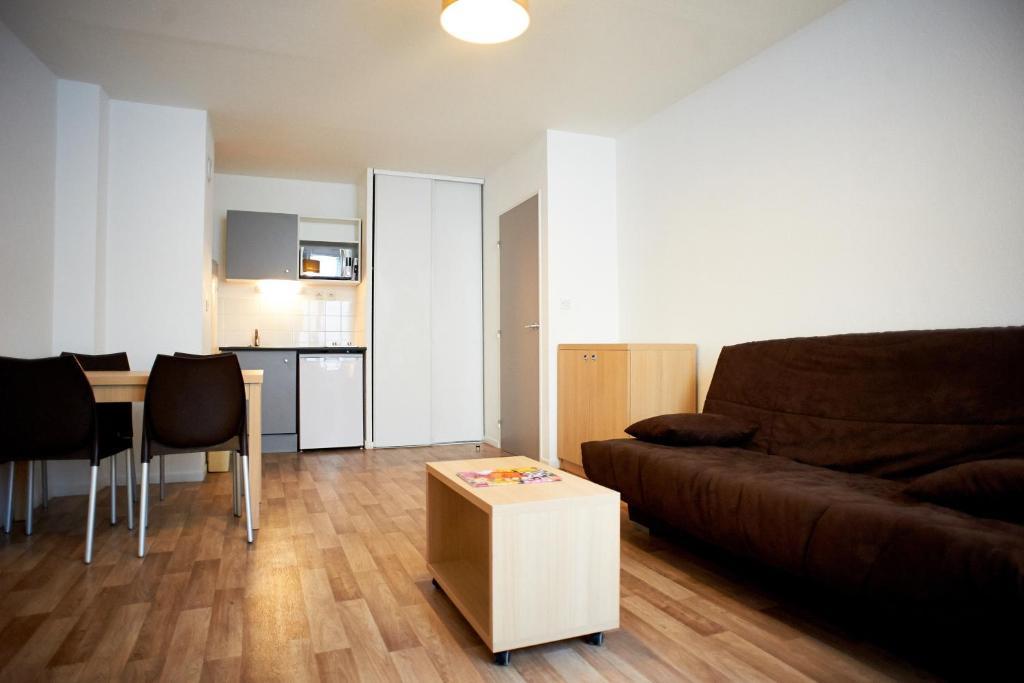 Appart hôtel Résidence Uxco République Ex Suiteasy